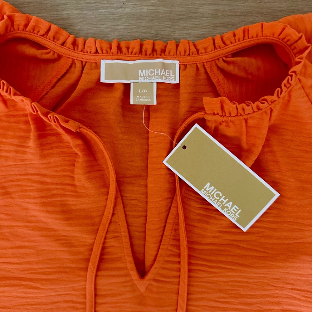 NWT Michael Kors Blouse Tank with Flutter Sleeves Poppy Orange - Picture 3 of 7